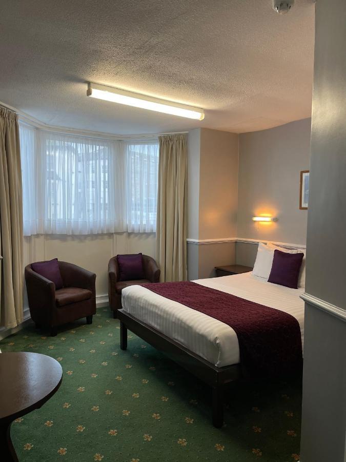 Palm Court B&B Ильфракомб Экстерьер фото