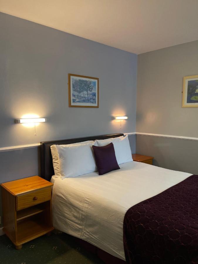 Palm Court B&B Ильфракомб Экстерьер фото